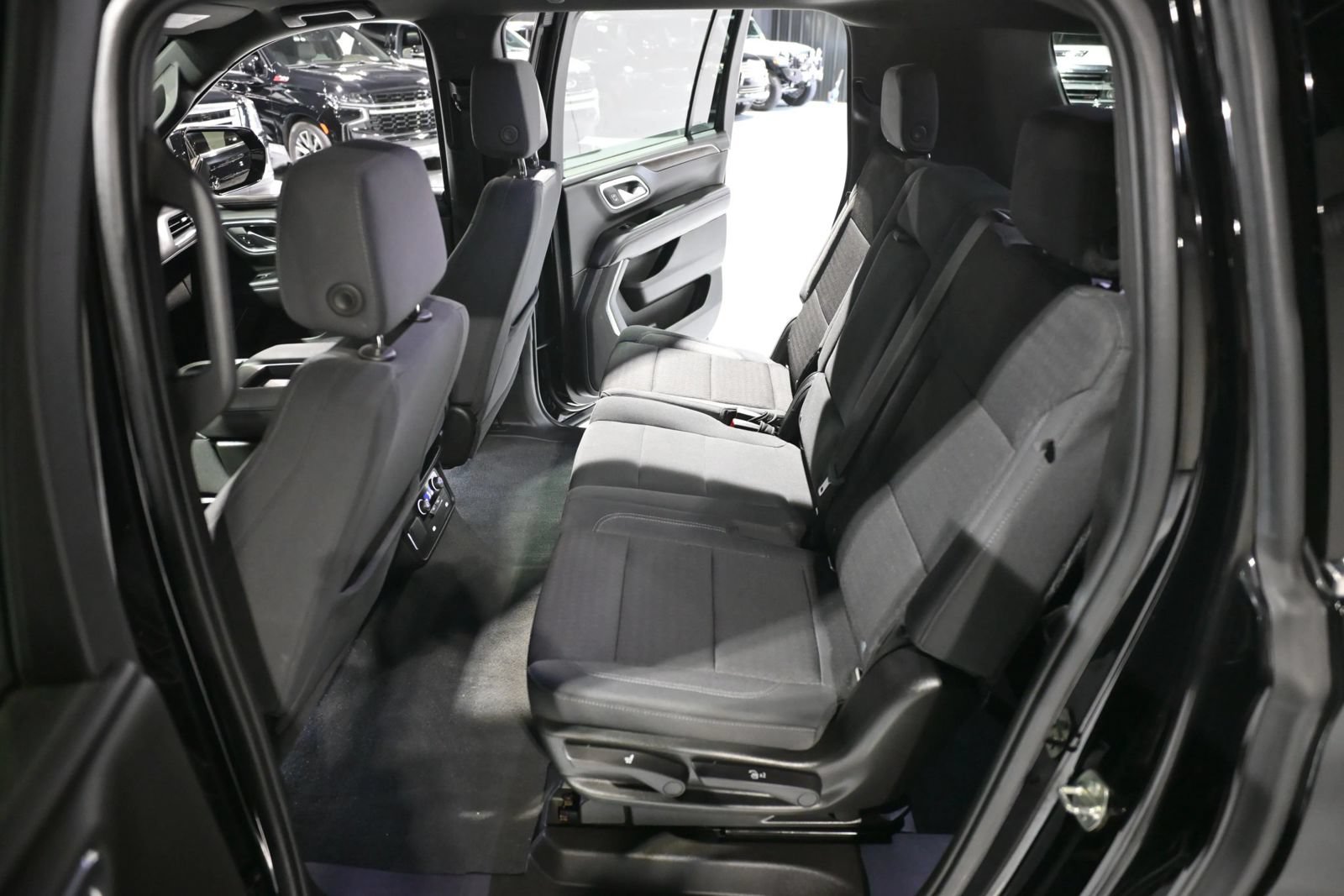 Used 2021 Chevrolet Suburban LS w/ Driver Alert Package AWD/4WD image 13