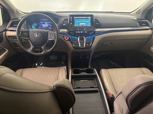 Used 2023 Honda Odyssey Elite image 34