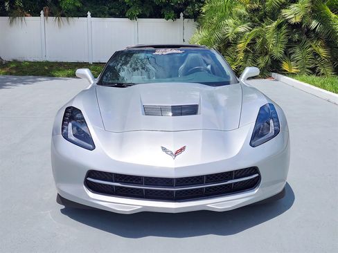 Used 2019 Chevrolet Corvette Stingray Coupe w/ Battery Protection Package RWD image 3