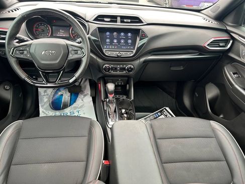 Used 2023 Chevrolet TrailBlazer RS w/ Sun and Liftgate Package AWD/4WD image 33