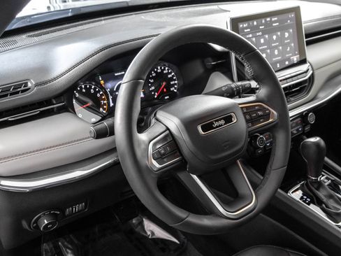 Used 2023 Jeep Compass Limited AWD/4WD image 34