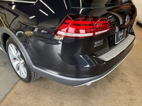 Used 2018 Volkswagen Golf Alltrack SEL AWD/4WD image 20