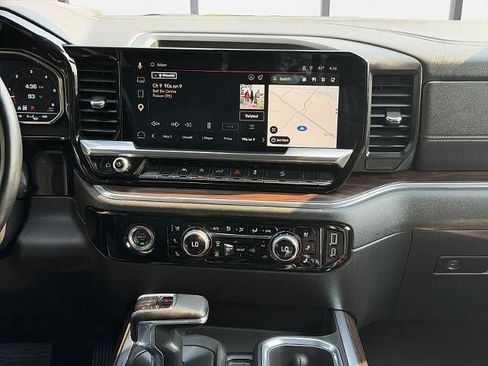 Used 2023 GMC Sierra 1500 SLT w/ SLT Premium Package AWD/4WD image 24