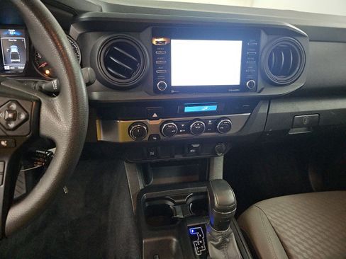 Used 2023 Toyota Tacoma SR AWD/4WD image 11