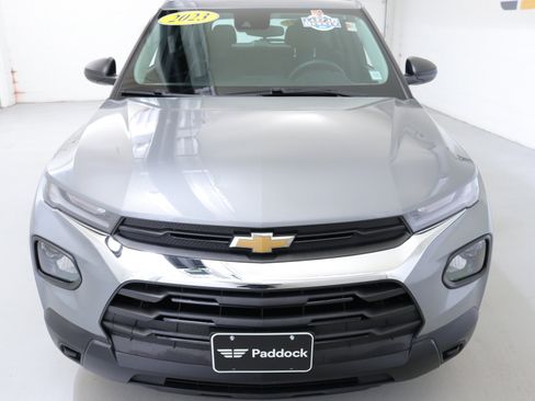 Used 2023 Chevrolet TrailBlazer LS image 2