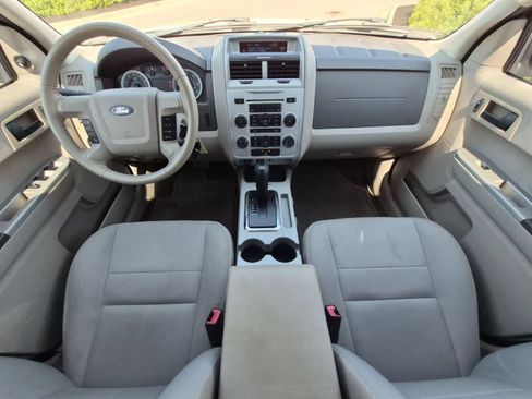 Used 2011 Ford Escape XLT w/ 202A Rapid Spec Order Code FWD image 15