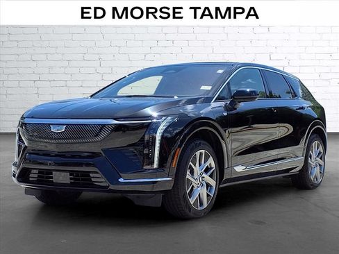 Used 2026 Cadillac Optiq Luxury 1 RWD image 1