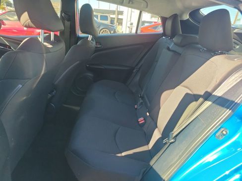 Used 2022 Toyota Prius L Eco image 15