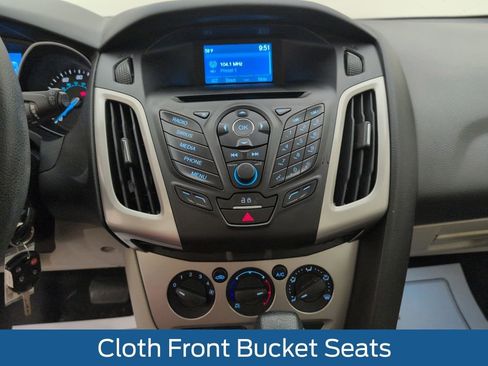 Used 2014 Ford Focus SE image 25