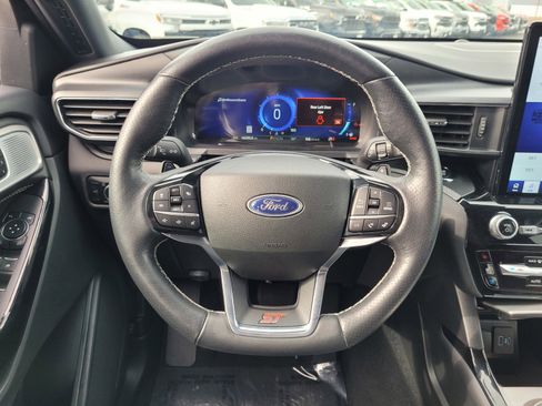 Used 2023 Ford Explorer ST w/ Equipment Group 401A image 17