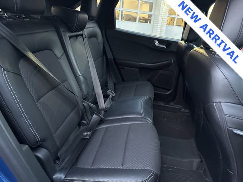 Used 2023 Ford Escape SE image 11