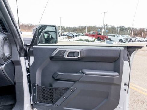 Used 2025 Ford Bronco Outer Banks image 22