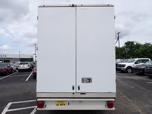 Used 2023 Ford E-350 and Econoline 350 Super Duty RWD image 5
