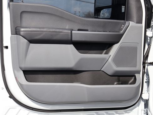 Certified 2025 Ford F250 XL w/ STX Appearance Package image 12