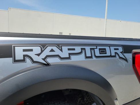Used 2022 Ford F150 Raptor w/ Equipment Group 801A High AWD/4WD image 9