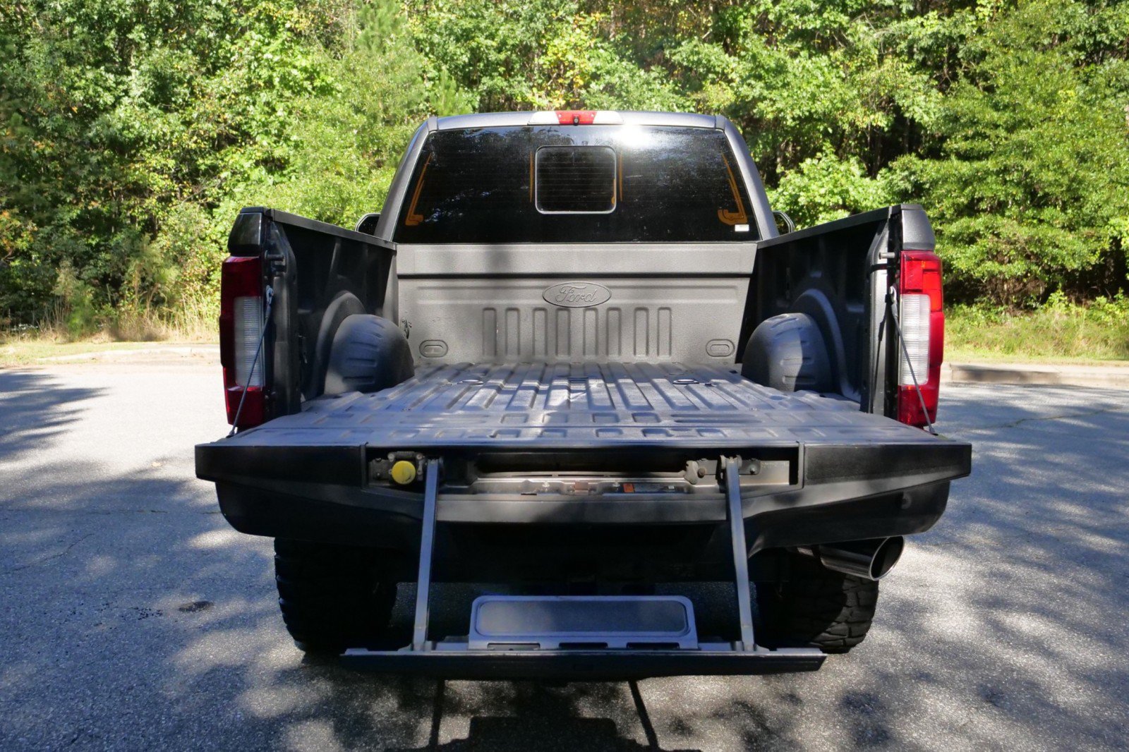 Used 2019 Ford F350 Platinum AWD/4WD image 13