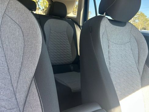 Used 2025 Volkswagen Tiguan S image 36