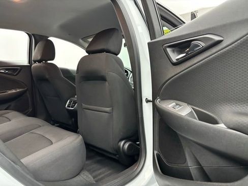 Used 2024 Chevrolet Malibu LT image 32