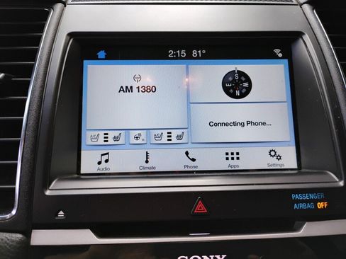 Used 2017 Ford Taurus Limited FWD image 17