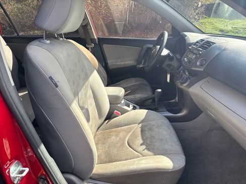 Used 2010 Toyota RAV4 2WD image 11