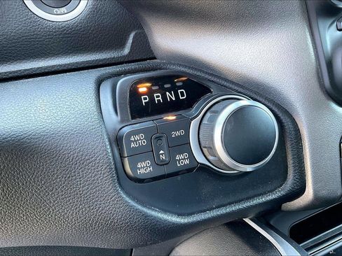 Used 2020 RAM 1500 Big Horn AWD/4WD image 35