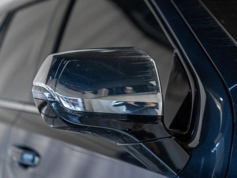 Used 2023 Chevrolet Tahoe Premier image 14