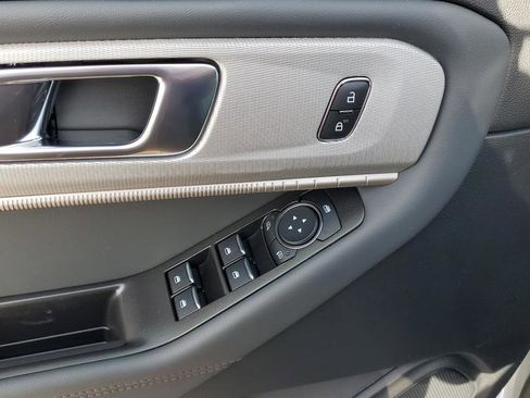 New 2026 Ford Explorer Active w/ Active Comfort Package image 13