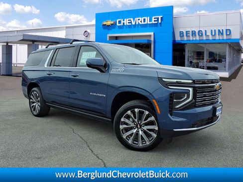 New 2026 Chevrolet Suburban High Country AWD/4WD image 1