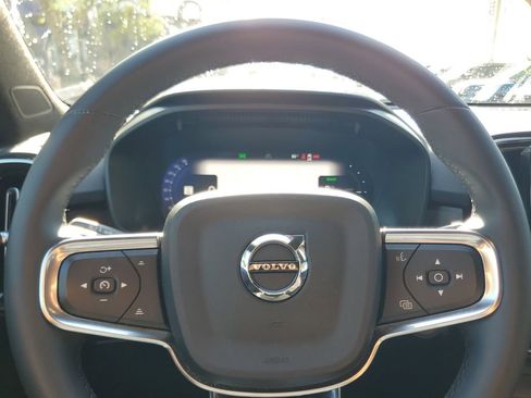 Certified 2023 Volvo C40 P8 Recharge Ultimate w/ Protection Package Premier AWD/4WD image 22