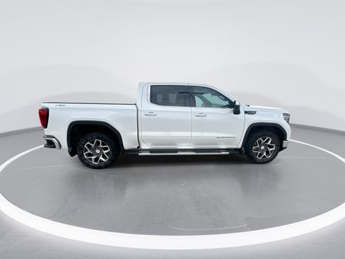 Certified 2024 GMC Sierra 1500 SLT w/ SLT Premium Plus Package AWD/4WD image 9