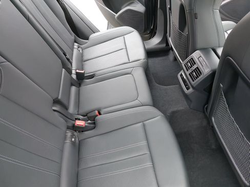 Certified 2025 Audi Q5 Prestige AWD/4WD image 11