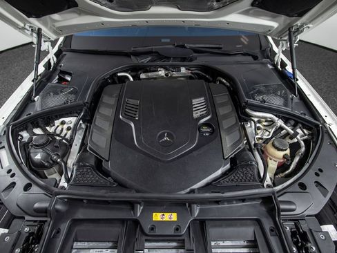 Used 2023 Mercedes-Benz Maybach S 580 4MATIC image 84