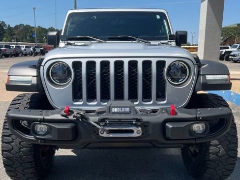 Used 2023 Jeep Gladiator Rubicon w/ LED Lighting Group AWD/4WD image 2