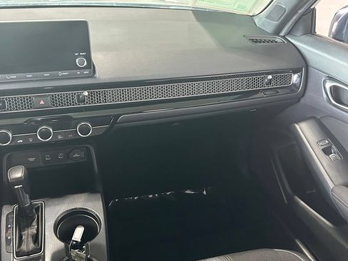 Used 2025 Honda Civic Sport image 11