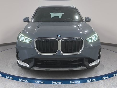Used 2023 BMW X1 xDrive28i AWD/4WD image 3