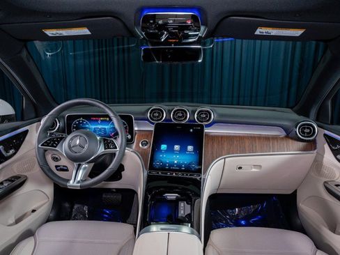 New 2026 Mercedes-Benz GLC 300 4MATIC image 13