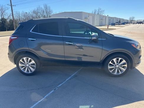 Used 2018 Buick Encore Preferred image 6