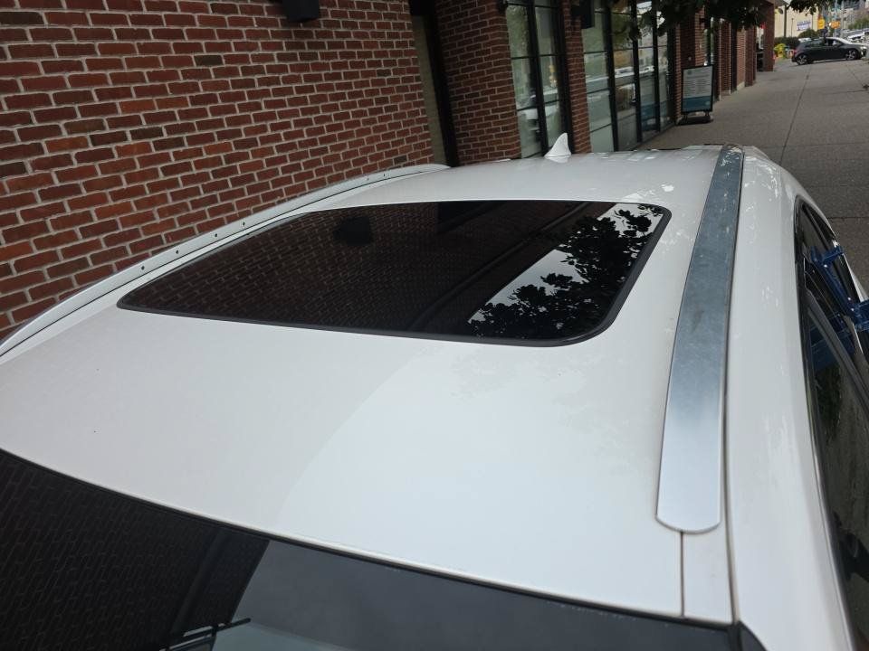 Used 2019 Lexus UX 250h AWD/4WD image 11