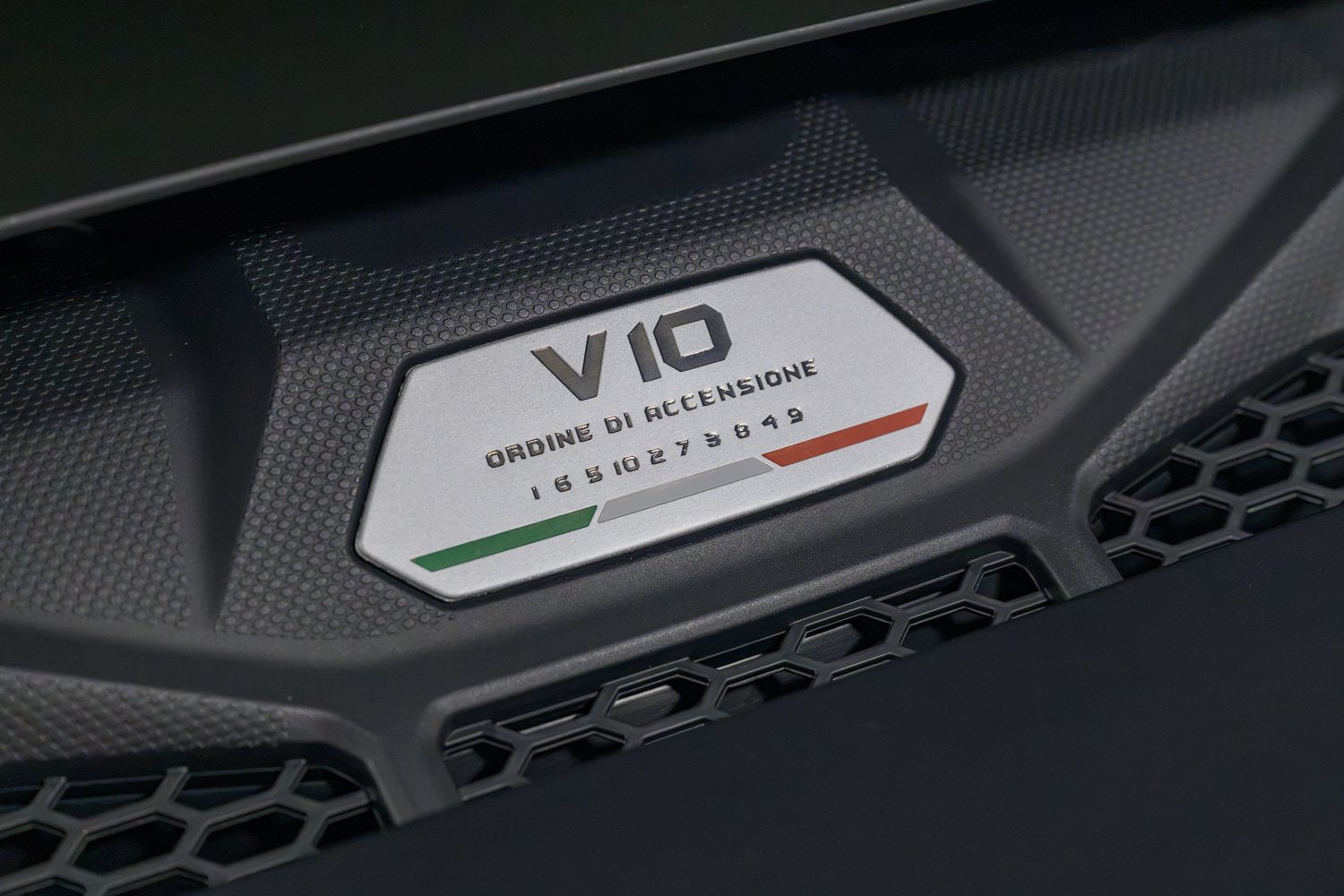 Used 2023 Lamborghini Huracan EVO RWD image 45