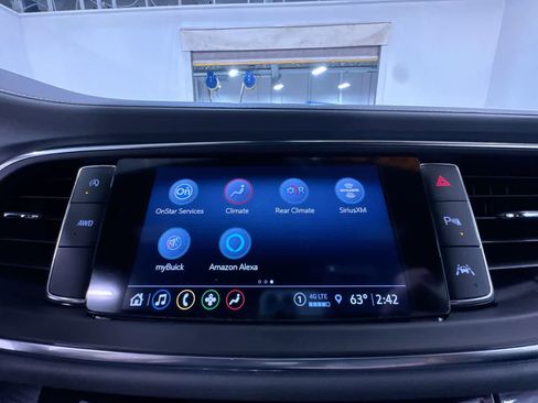 Used 2023 Buick Enclave Essence w/ Experience Buick Package AWD/4WD image 26