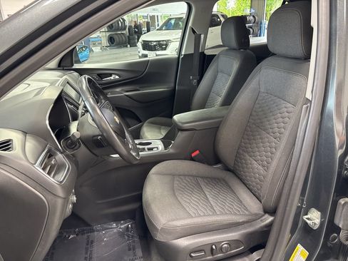 Used 2021 Chevrolet Equinox LT FWD image 9