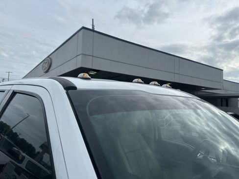 Used 2021 Ford F350 Lariat w/ Lariat Ultimate Package AWD/4WD image 26