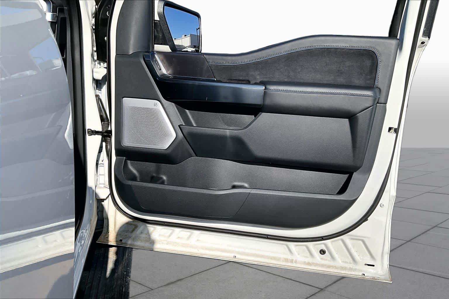 Used 2025 Ford F150 Platinum w/ Equipment Group 702A High AWD/4WD image 25