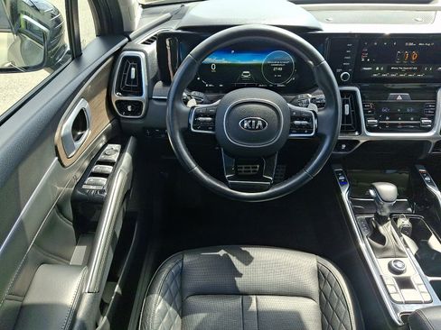 Used 2021 Kia Sorento SX Prestige AWD/4WD image 11
