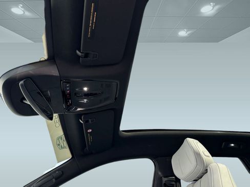 Certified 2024 Cadillac Lyriq Sport image 13