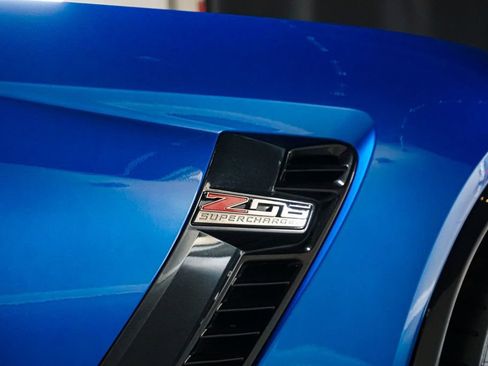 Used 2015 Chevrolet Corvette Z06 w/ Z07 Performance Package RWD image 53