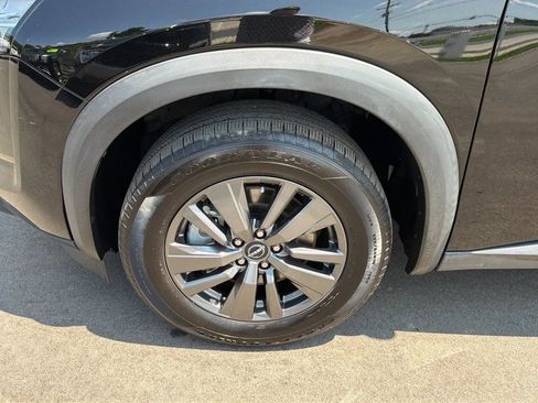 Used 2022 Nissan Pathfinder S FWD image 28