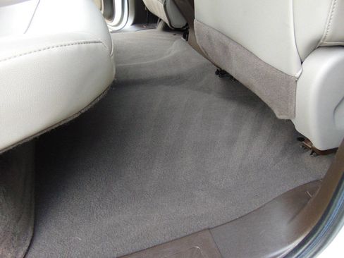 Used 2021 GMC Sierra 3500 SLT w/ SLT Convenience Package image 16