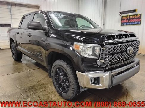 Used 2021 Toyota Tundra SR5 w/ SR5 Upgrade Package AWD/4WD image 4