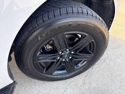 Used 2020 Ford Expedition XLT RWD image 16